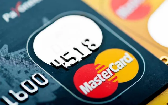 Donnez à vos collaborateurs le moyen de régler leurs dépenses professionnelles en toute sérénité